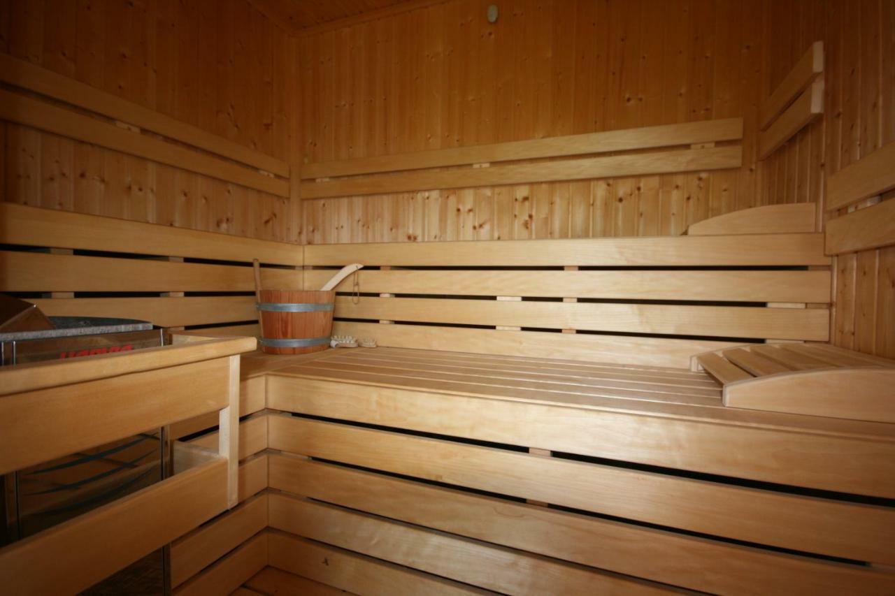 Walnut Apartment With Sauna And Pond Topoľčany Eksteriør billede
